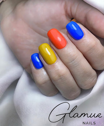 Šareni nokti Glamur Nails