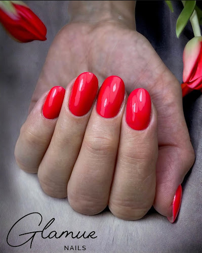 Crveni nokti Glamur Nails